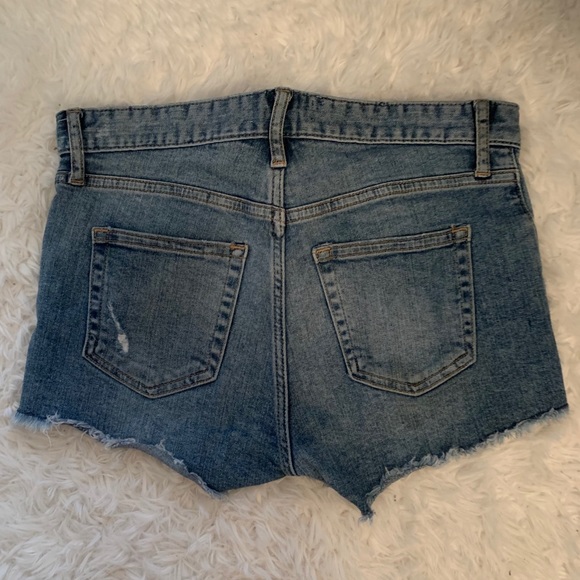 H&M Jean Shorts - Picture 2 of 3